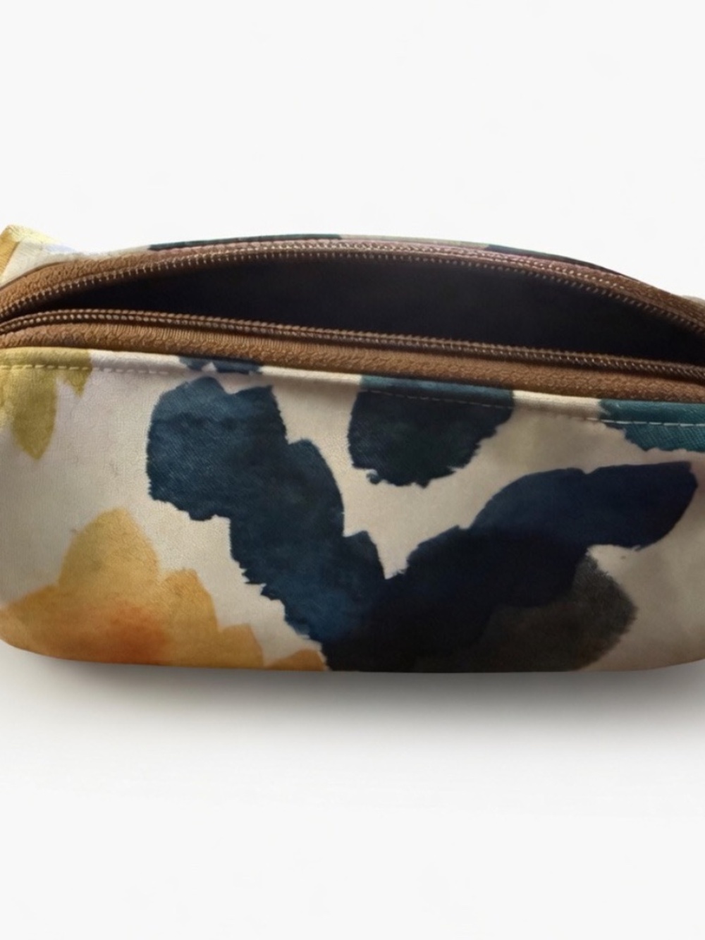 Natural Grocers Make-up Bag